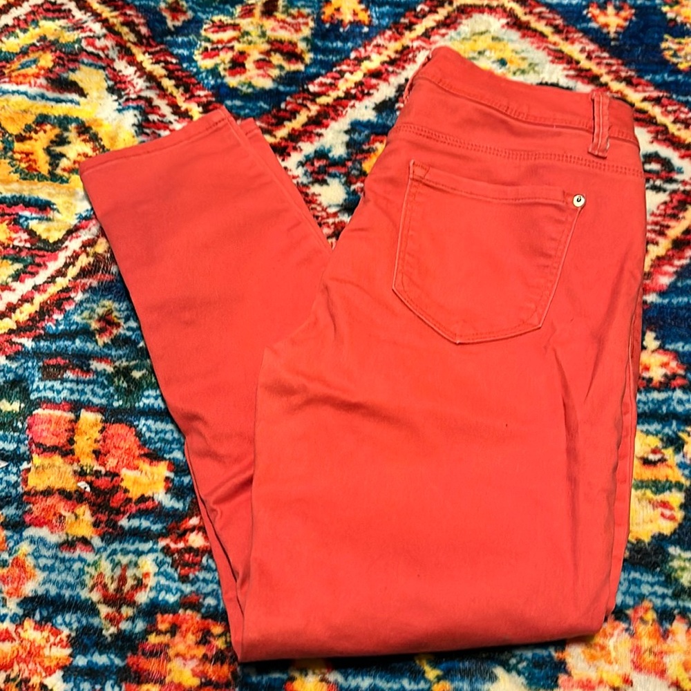 Curve appeal salmon like new skinny jeans size 8/29